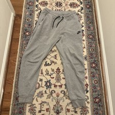 Nike Tech Fleece Men's Jogger Pants, Size S - Gray 