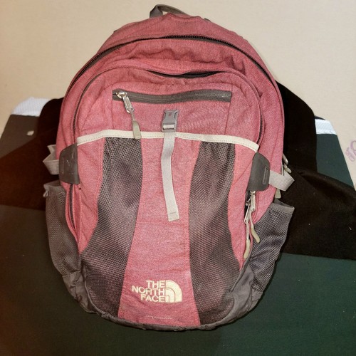 The North Face Recon Backpack Deep Pink Rugged Lots of Pockets Unisex Preowned - Picture 1 of 11