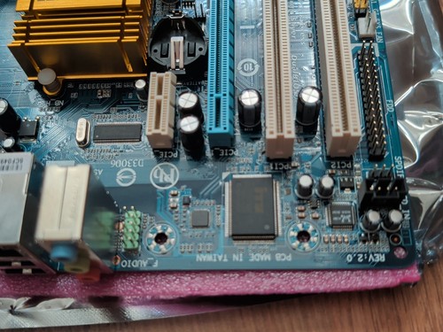 ASROCK G41M-vs3 R2.0+Intel Q9400 + 2x2gb Ram Bundle. - Picture 6 of 11