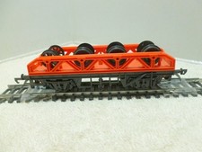 Hornby R131 OO Gauge Flat Wagon With Wheel Load