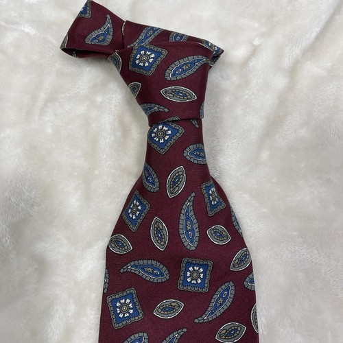 Oscar DeLa Renta Mens Silk 57" Necktie USA Maroon w Paislely & Geometric Pattern - Picture 5 of 5