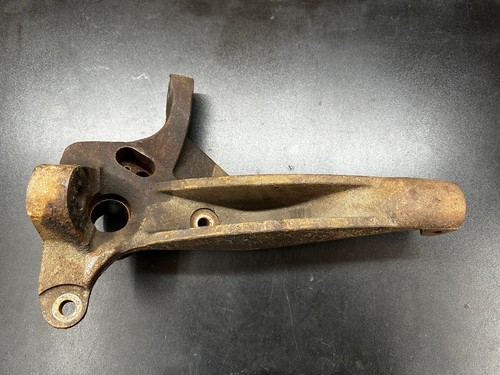 Genuine MAXTRAC Spindle 703030B (P) Passenger Side RH Spindle Ford Ranger 01-09 - Picture 2 of 7