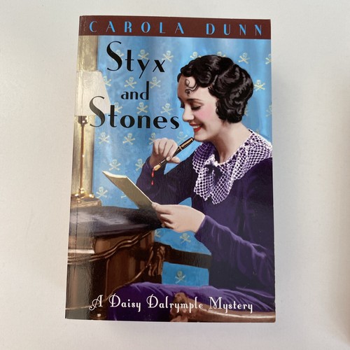Carola Dunn Daisy Dalrymple Mystery Paperbacks x 5 Paperback Book Bundle - Picture 9 of 11