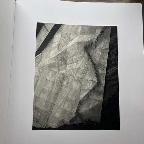 DAM TOSHIO SHIBATA collection of works photobook Signed by the artist - Picture 9 of 10