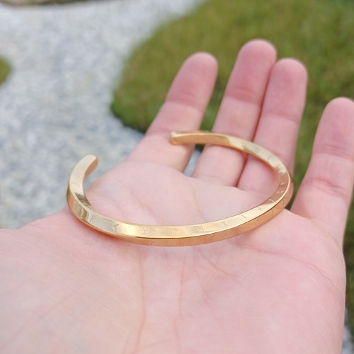 Herren gedrehtes Runen Armreif Armband Edelstahl nordisch Wikinger Runen Armreif - Bild 8 von 9