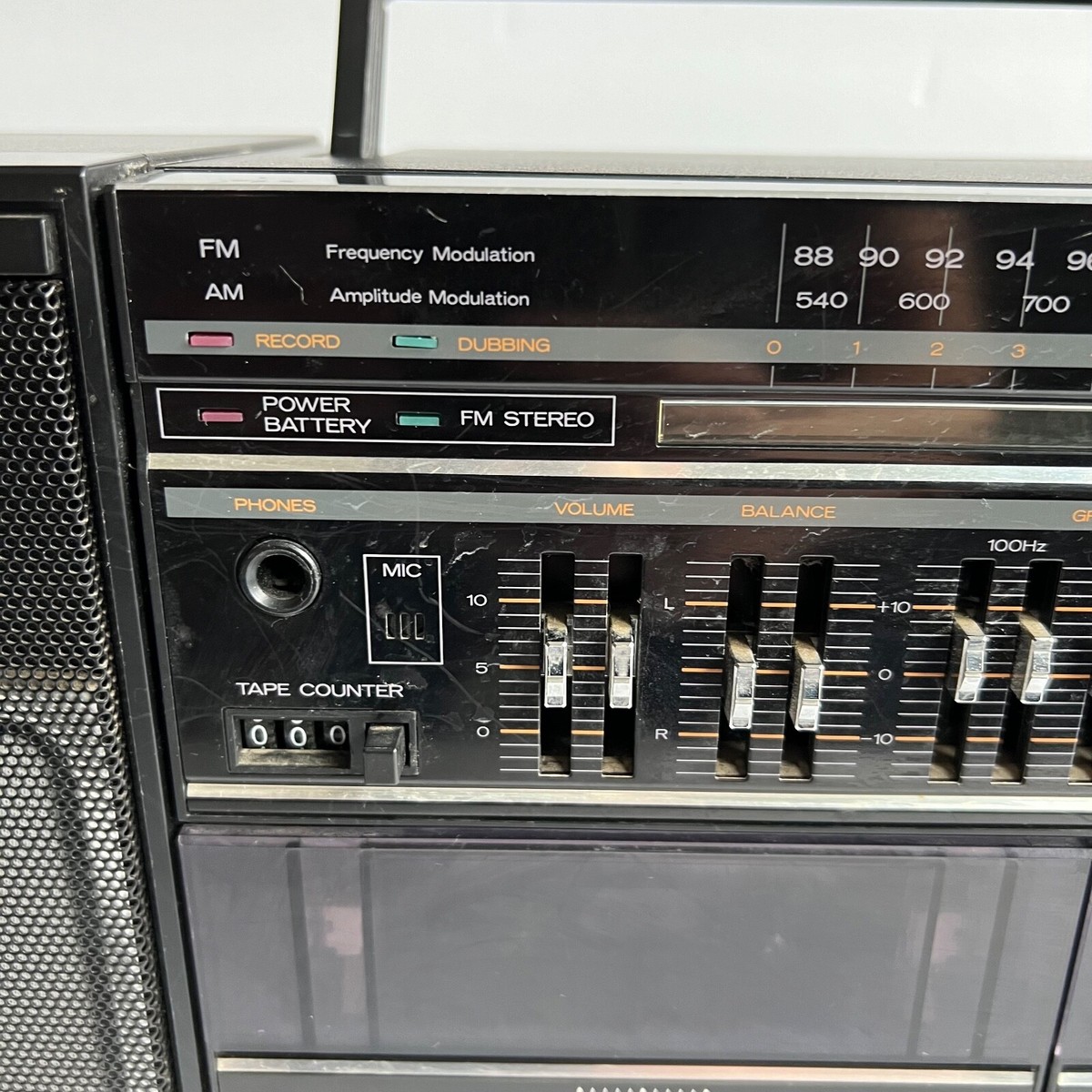 Vintage Mitsubishi TX-67 Portable Combo Boombox Radio/Cassette