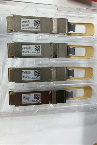 1pcs Mellanox Technologies MMA1B00-C100 100Gb/s QSFP28 Optical Transceiver - Afbeelding 1 van 7