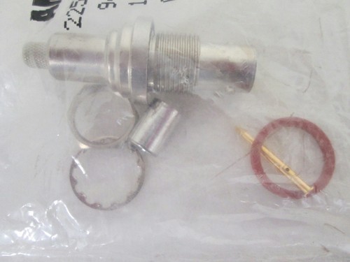 Amp 225059-3 Standard High Voltage Coaxicon Jack Straight Crimp Connector - Picture 3 of 3