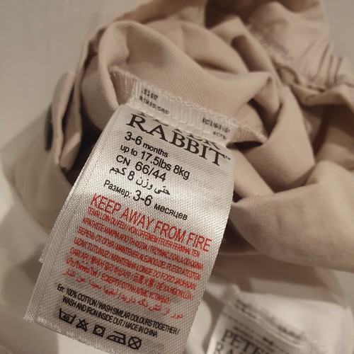 Baby Jungen Peter Kaninchen Outfit Set weiß Poloweste beige Chinohose 3-6 Monate - Bild 6 von 6