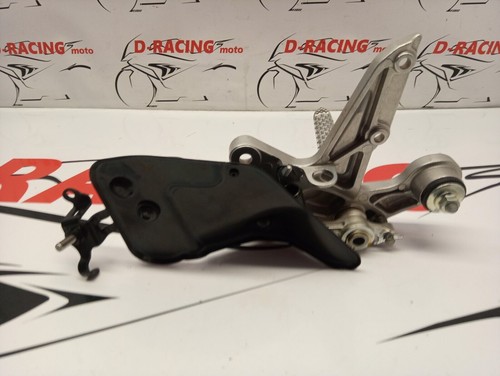 PEDANA ANTERIORE DESTRA HONDA CBR 1000 RR 2008-2011 FRONT RIGHT FOOTBOARD - Foto 7 di 14