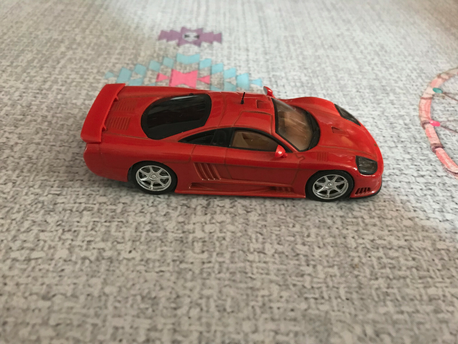 Picture 2 of 6