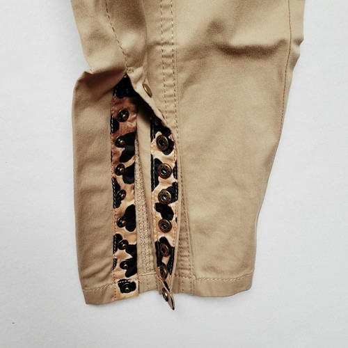 Cache Capri Pants Womens Sz 0 Animal Trim Snap Embellished Beige Crop Stretch  - Picture 8 of 11