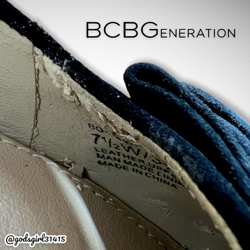 Tacones de cuña de gamuza negros BCBGeneration con lazo talla 7,5 W (anchos) - Imagen 7 de 12