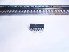 2PCS MC846P Motorola Quad 2-Input NAND Power Gate Logic IC DIP-14