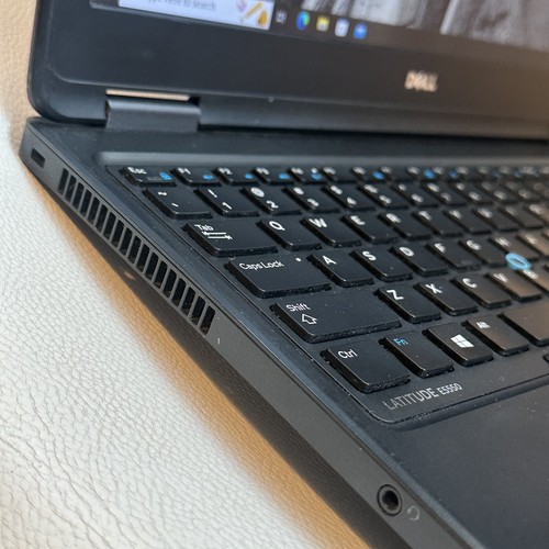 Dell Latitude E5550 – i5 / 15.6” / 1TB SSD / NVIDIA 830M / 8GB RAM / Windows 10 - Picture 9 of 12