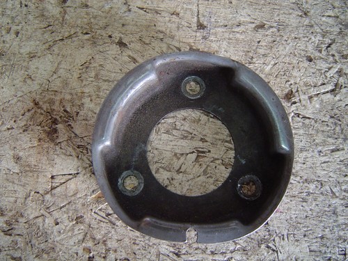 1983 ski-doo Rotax 521 starter hub for recoil - Picture 2 of 4