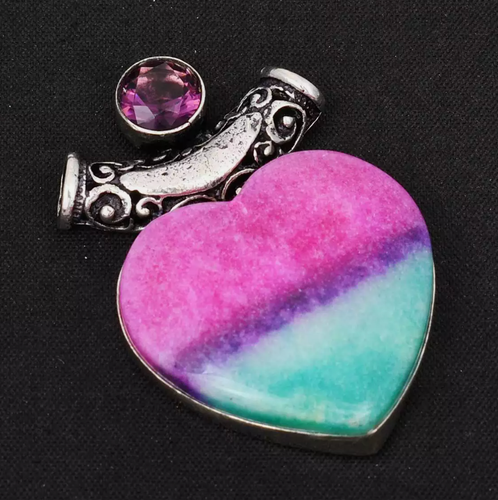 Rainbow Solar Quartz Amethyst Gemstone Heart Pendant Jewelry 925 & Earring Set - Picture 11 of 11