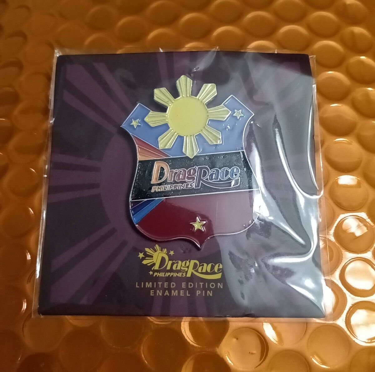 Drag Race Brasil Badge Enamel Pin