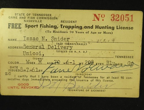 1961 Tennessee FREE Sport Fishing Trapping & Hunting License 70 Yrs or Older@9 - Picture 7 of 7