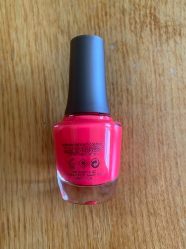 Brand New MORGAN TAYLOR Nail Lacquer 15ml-Hip Hot Coral (50222) Neon - Picture 2 of 8