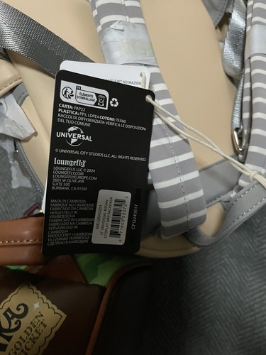 Mochilas Loungefly para niños, edades 8+ Willy Wonka, Megan u Oompa Loopa - Imagen 15 de 15