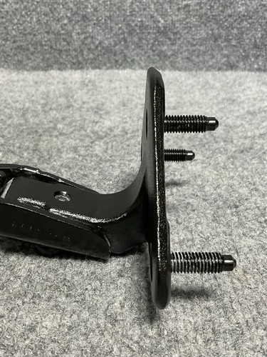 BMW X5 F15 2014–2018 🚗 Rear Lower Tailgate Hinge – Left/Right – OEM A089440 - Picture 7 of 13