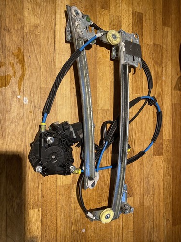 Alfa GT JTDm 2007 937 Fensterheber Beifahrer mit Motor - Bild 1 von 10