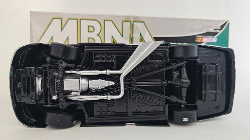 1999 ACTION 1/24 BOBBY LABONTE #18 MBNA PONTIAC GRAND PRIX - Picture 12 of 12