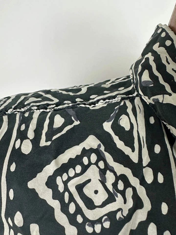 Винтажная мужская шелковая рубашка 90-х с геометрическим узором большая ВЫСОКАЯ племенная гавайская Roundtree Yorke - Изображение 4 из 4