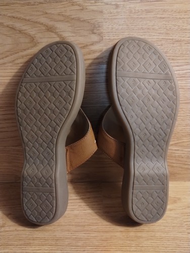 RIALTO Bianka Comfort Brown/Tan Faux Leather Thong Sandals 6.5M - Picture 10 of 11