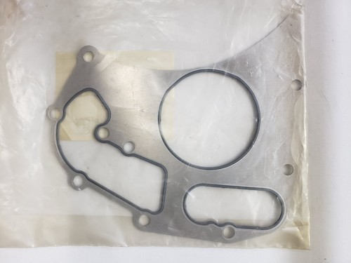Perkins WATER PUMP GASKET 3682A011 & Exhaust Gasket 3688C018 SET OF 2 GASKETS - Picture 5 of 7