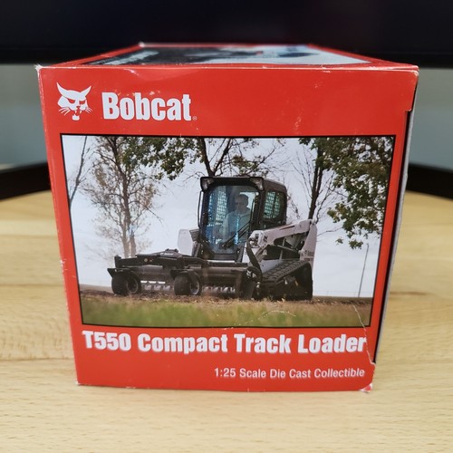 Bobcat T550 Compact Track Loader Diecast 1:25 - Picture 15 of 17