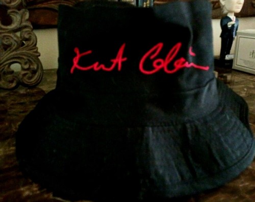 RARE NEVER SOLD Vintage 90s KURT COBAIN 