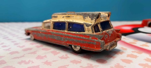1960s/70s  Corgi Toys Superior Ambulance on Cadillac Chassis Spares Repairs - Picture 3 of 5