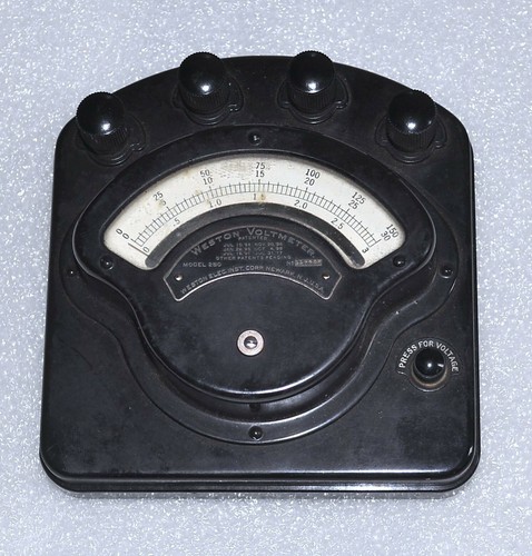 WESTON MODEL 280 VOLTMETER 3/30/150 V SCALE VINTAGE INDUSTRIAL SURPLUS GOOD