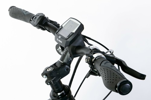 Simplon Kagu 46/51cm 500Wh E-Trekkingrad weiß 26“ Trapez 10-Gang Deore - Bild 8 von 13