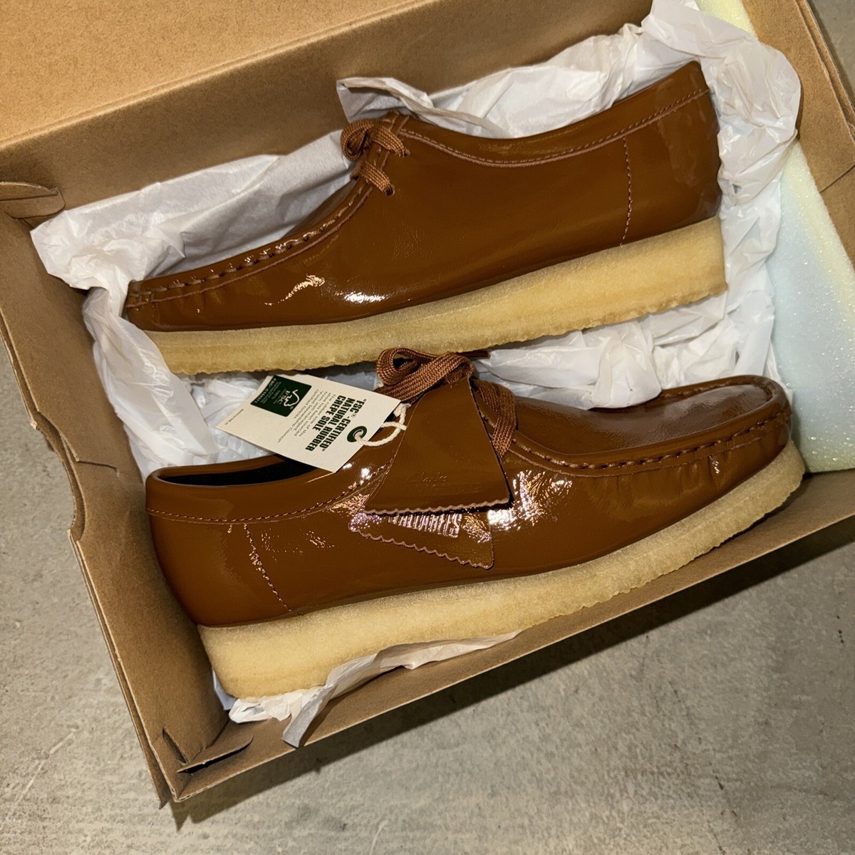 Clarks Women Wallabee 8W Dusk Brown Pat 26176553 | eBay