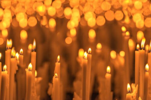 Candele 100% cera d'api 4 ore biologiche fatte a mano - alte 11", spessore 3/8"; coniche - Foto 2 di 9