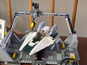 Lego Home One Mon Calamari 7754 Star Wars 100% Complete Mon Mothma Set no Box