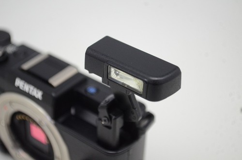 [240 shots] PENTAX Q 12.4MP Camera Black Body only w/ Box [Mint] #251105g - Picture 9 of 11