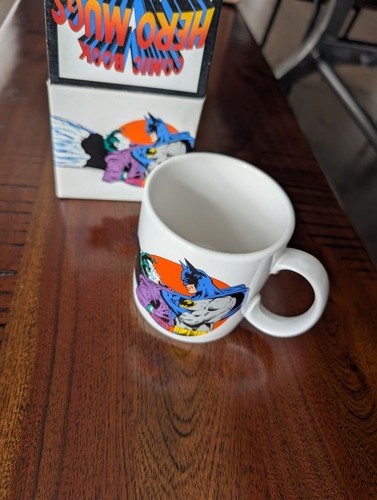Vintage 1989 Comic Book Hero Mug DC Comics The Good Company - Batman & Joker - Picture 1 of 8
