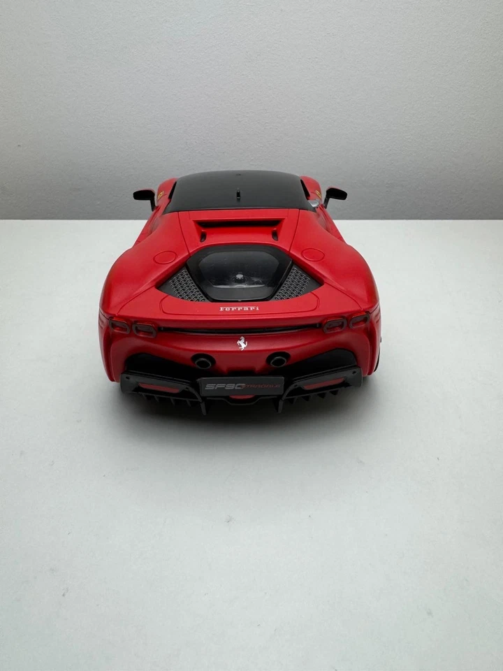 PLAYMOBIL 71020 Ferrari SF90 Stradale mit Licht – Supersportwagen Sammlermodell - Bild 2 von 4