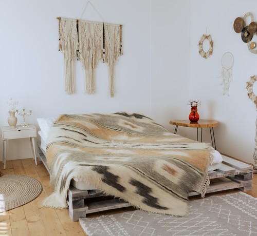 Handwoven 100% Natural Wool Blanket Handmade in Ukraine Eco-Friendly Cozy Throw - Picture 13 of 16