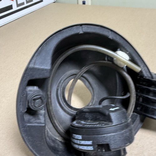 VW Golf R 2012 2013 Fuel Fill Door Cap Hatch 2010-14 GTI Oem Black 5K9809857 N9 - Picture 13 of 17