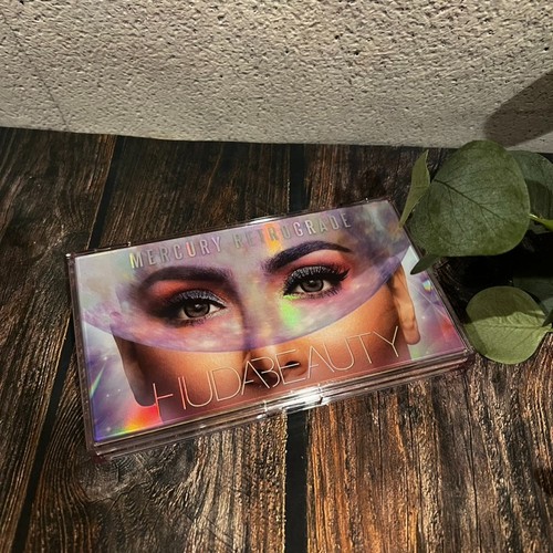 Palette de fards à paupières rétrogrades Huda beauty Mercury - Neuf dans sa boîte