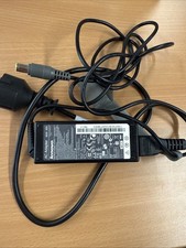 Lenovo 4X20M26272 65w Standard AC Adapter - Schwarz