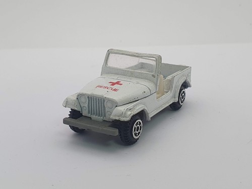 Jeep Willys Ambulance 1/64 - Foto 1 di 4