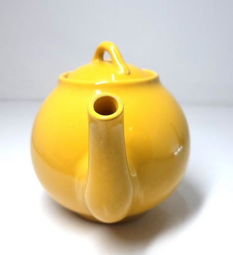 Liptons Tea Gold/ Yellow Tea Pot - Picture 4 of 14