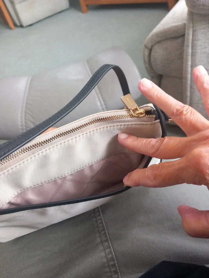 Michael Kors Bag Pouch Shoulder Strap great for hols nights out Small Nylon - Image 3 of 4