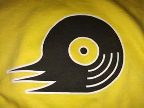 RARE Authentic Sega Merch Jet Set Radio Dreamcast Yellow Orange Hoodie MEDIUM 